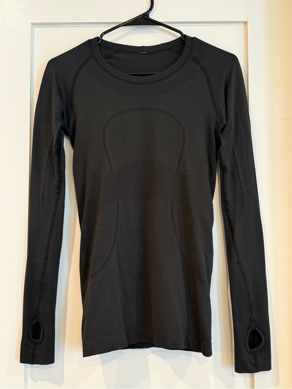 Lululemon Black Long-Sleeve swiftly full length